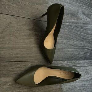 Schutz Lou Lo Pumps, crafted from Nappa Leather, low stiletto heel, olive green